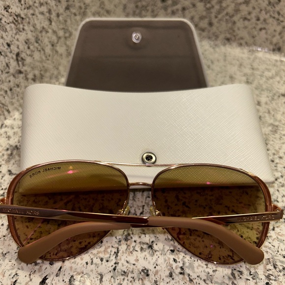 MK WOMENS SUNGLASSES - Picture 5 of 9